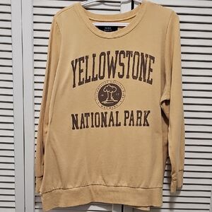 TORRID Yellowstone National Park Classic Fit Cozy Fleece Sweatshirt Size 2